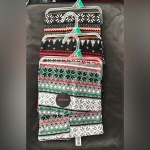 3 pairs of Christmas leggings  Size XL